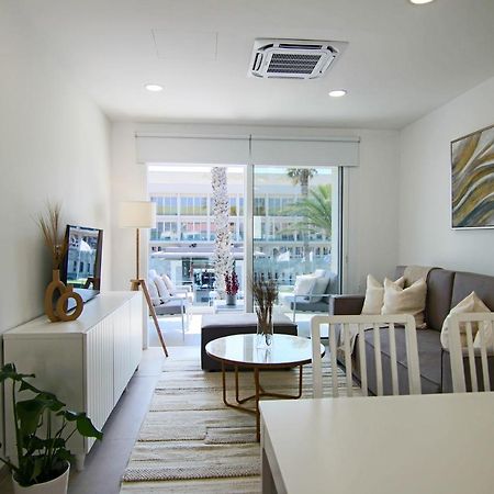 Phaedrus Living: Seaview Luxury Flat Limnaria 114 Lägenhet Paphos Exteriör bild